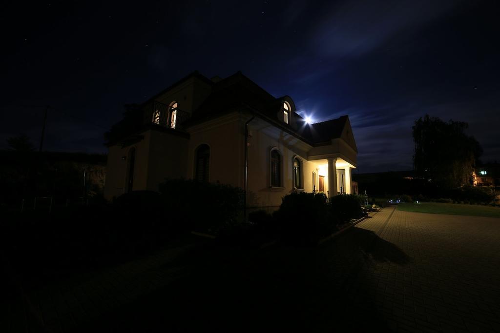 Bed and Breakfast Prestige Wierzchowisko Exterior foto